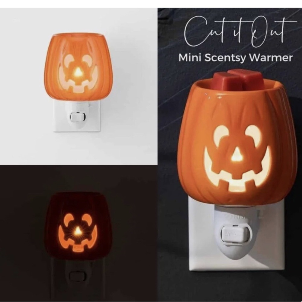 Scentsy Cut It Out Pumpkin Mini Warmer - Orange